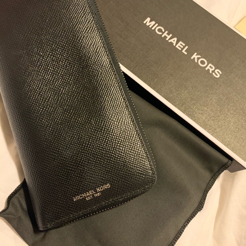 Michael Kors Men’s Wallet